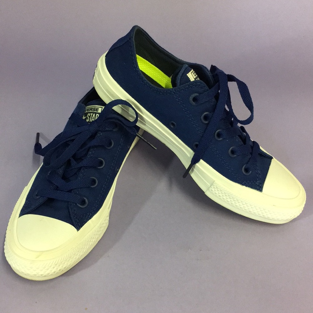 Converse sneaker